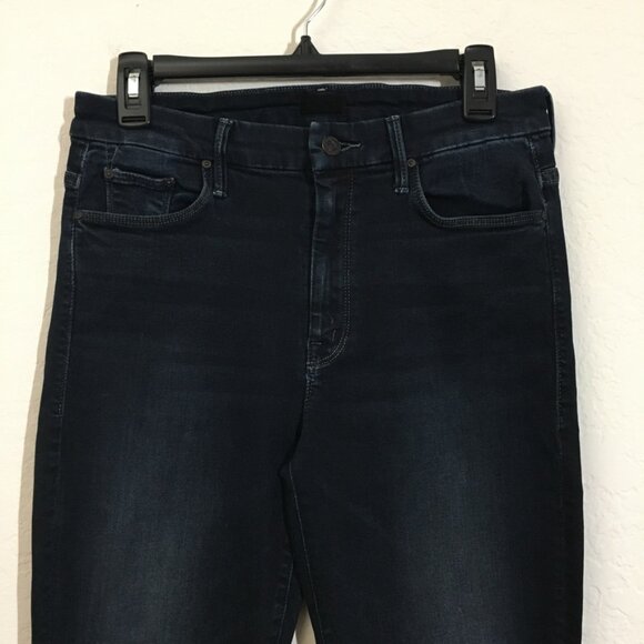 MOTHER High Waisted Looker Ankle Fray in Last Call Wash Size 29 Dark Blue - Picture 3 of 14